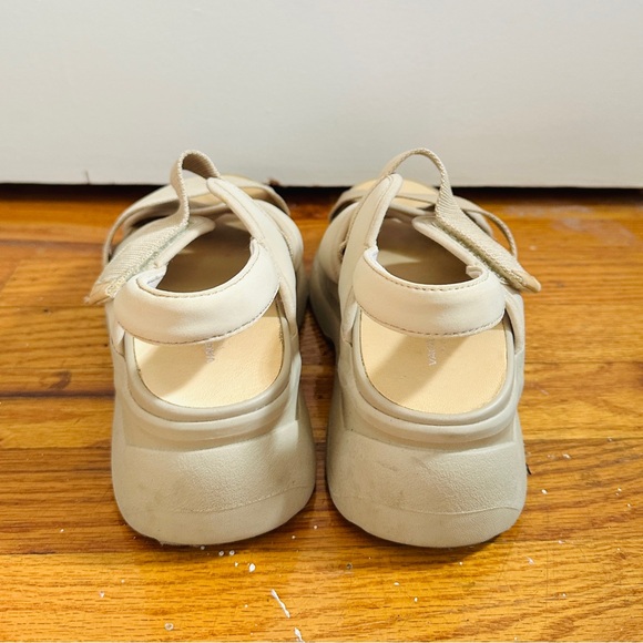 VAGABOND BEIGE CHUNKY SANDALS - Picture 4 of 7